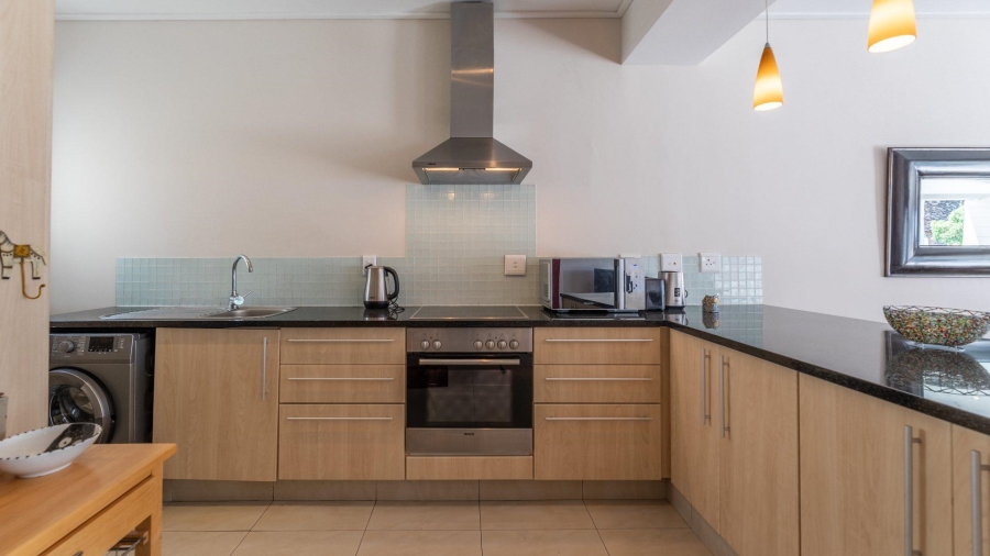 2 Bedroom Property for Sale in Sea Point Western Cape